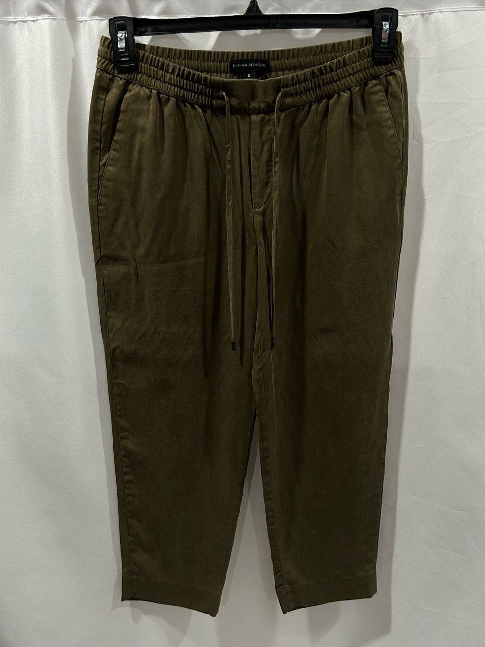 Banana Republic Olive Drawstring Jogger pants